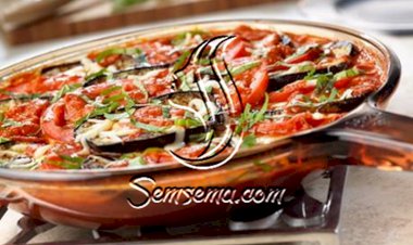 طريقة عمل صينية مسقعة بالسجق