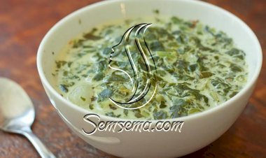 طريقة عمل شوربه السبانخ الكريمي