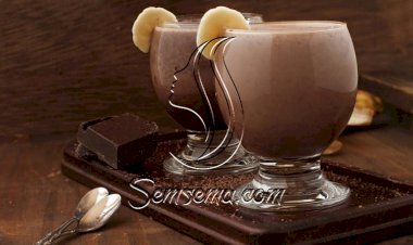 طريقة عمل سموثي الشيكولاتة بالموز