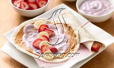 طريقة عمل لفائف الفاكهة والزبادي