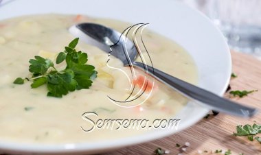 طريقة عمل شوربة البطاطس بالكريمة