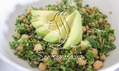 طريقة عمل سلطة البرغل بالأفوكادو والحمص