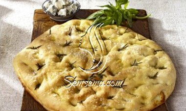 خبز الفوكاشيا بالجبن