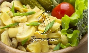 سلطة الروكا والفطر