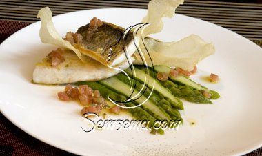 سمك القاروص المشوي