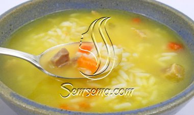 شوربة الدجاج والرز