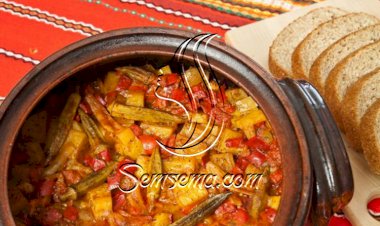 طاجن البامیة بالخضار.. بالمذاق الرائع