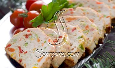 قالب دجاج بالخضار.. مبتكر وبطعم رائع