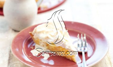 فطيرة المرنغ والأناناس المبتكرة