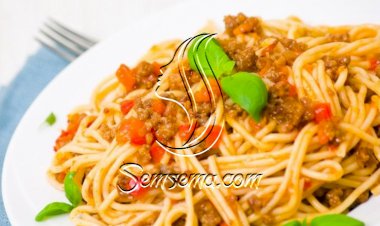 معكرونة بالفرن على الطريقة اليونانية