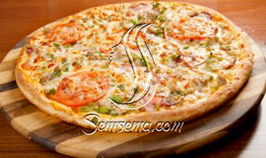 بيتزا الأجبان الأربعة