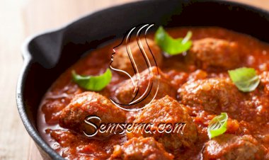 كرات اللحم الحارة مع صلصة الشواء