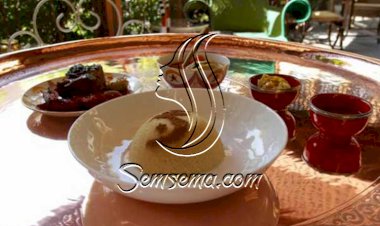 الكسكس مع أشياش اللحم أو الدجاج على الطريقة المغربية