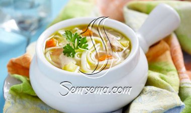 شوربة دجاج بالمعكرونة