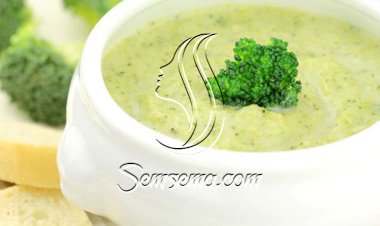 شوربة البروكلي بالجبن