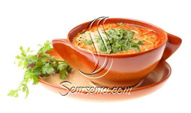 شوربة الشعيرية بالطماطم