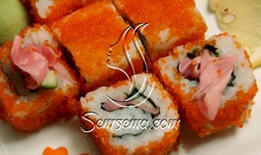 السوشي بشرائح الزنجبيل
