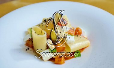 المعكرونة بالباذنجان...وصفة صحية وشهية