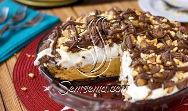 فطيرة زبدة الفول السوداني الكريمية المبتكرة