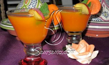 عصير الجزر والخوخ