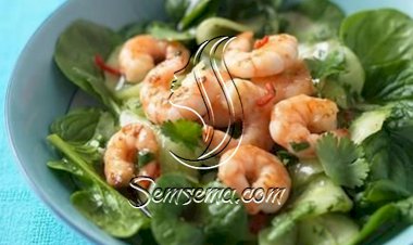 سلطة الروبيان والخيار الصحية