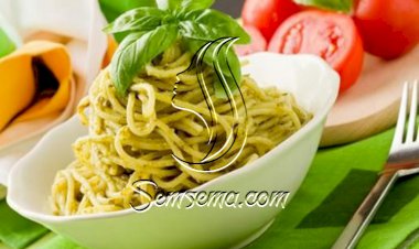 معكرونة مع صلصة البستو