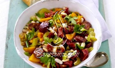 وصفة السجق والفاصولياء في 30 دقيقة