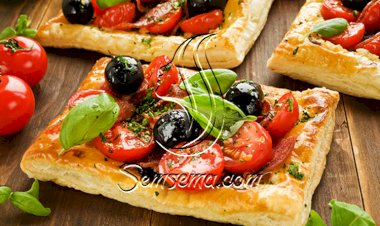 تارت الطماطم بالزيتون الأسود