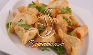 سمبوسة بالخضار والكاري
