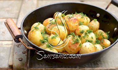 البطاطس المشوية بالبابريكا