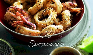 حلقات الحبار بالملح والفلفل