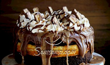 تشيز كيك شوكولاتة سنيكرز اللذيذة