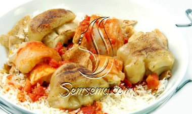 فتة مقادم الغنم.. غنية وطيبة