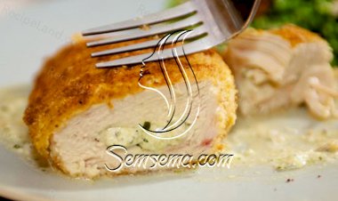 لفافات الدجاج بالجبنة الغنية