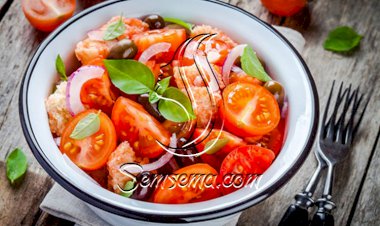 سلطة الريحان والطماطم بخل العنب الشهية.. لحفلات الشواء