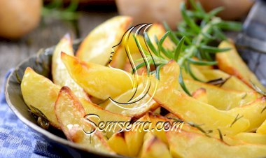 أصابع البطاطس المقرمشة مع جبن البارميزان بالفرن