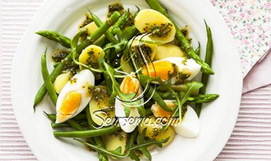 سلطة الخضراوات والبيض لرجيم مثالي
