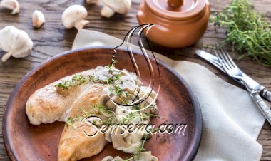 دجاج بالثوم والفطر والكريمة