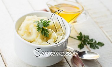البطاطس المهروسة بالثوم والأوريغانو
