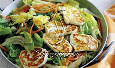 الكسكس مع السلطة الخضراء وجبن الحلّوم للرجيم