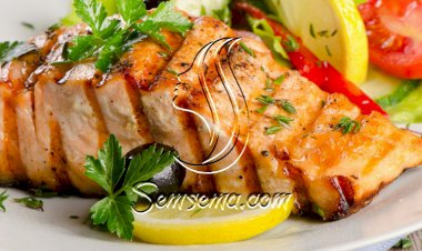 السلمون المطهو على الطريقة الاسكندينافية للرجيم