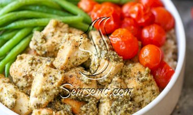 سلطة الدجاج بالبستو