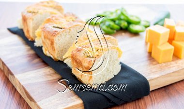 خبز بجبن الشيدر للأفطار