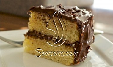 أسرع كيكة فانيلا بكريمة الشوكولاتة