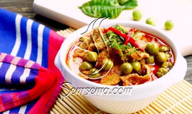 اللحم بحليب جوز الهند من المطبخ التايلندي