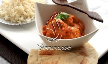 كفتة الدجاج بصلصة الطماطم