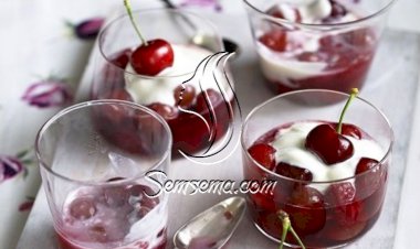 خشاف الكرز والتوت