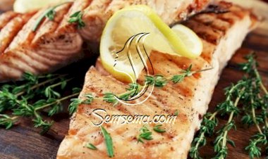 سلمون مشوي بالليمون والروزماري للرجيم