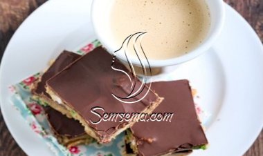 كيك زبدة الفول السوداني بتغليفة الشوكولاتة