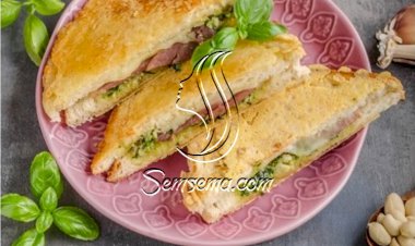 ساندويش روست بيف بالجبن والبستو